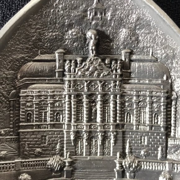 Vintage 1986 German Schloss Linderhof annual tin Zinn spoon collector limited - Picture 2 of 9